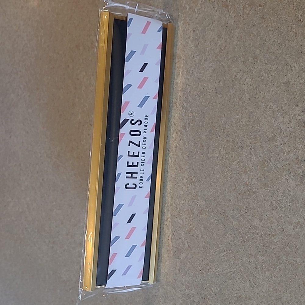 Cheezos Desk Plaque The Boss or Get It Girl NWT